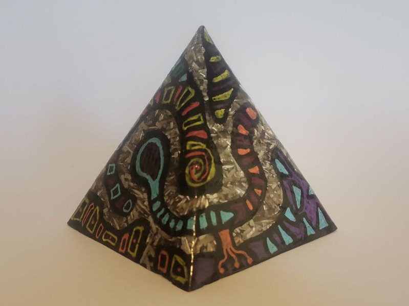 PIRAMIDE ELECTRONITE
